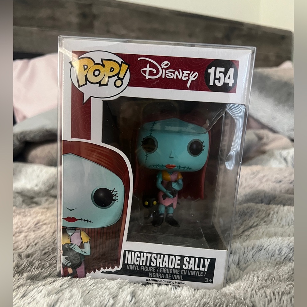 Funko Disney Nightshade Sally Vinyl Figure